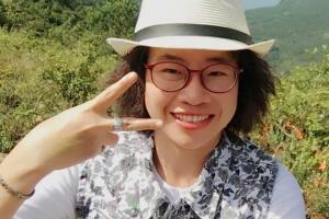 Người phụ nữ trồng rau trên giấc mơ xanh